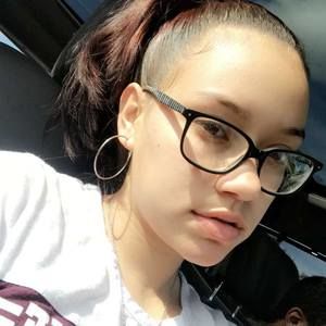 Meet your Posher, Patria